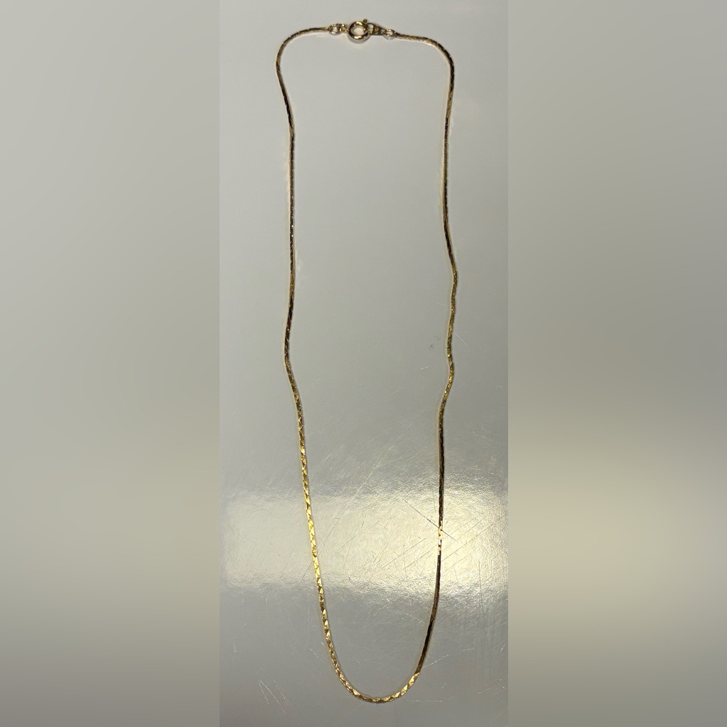 Vintage Gold Tone Necklace 16